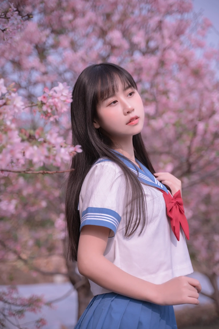 萌芽儿o0《樱花jk》主题写真：30张全套美图