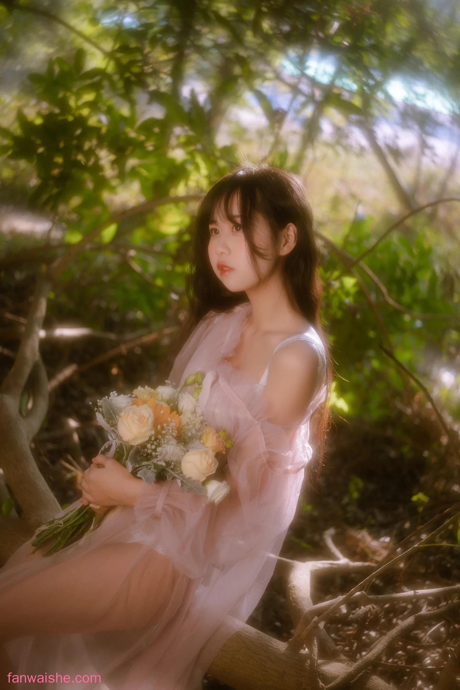 萌芽儿o0 萌芽儿o0 NO.026 - 林中少女