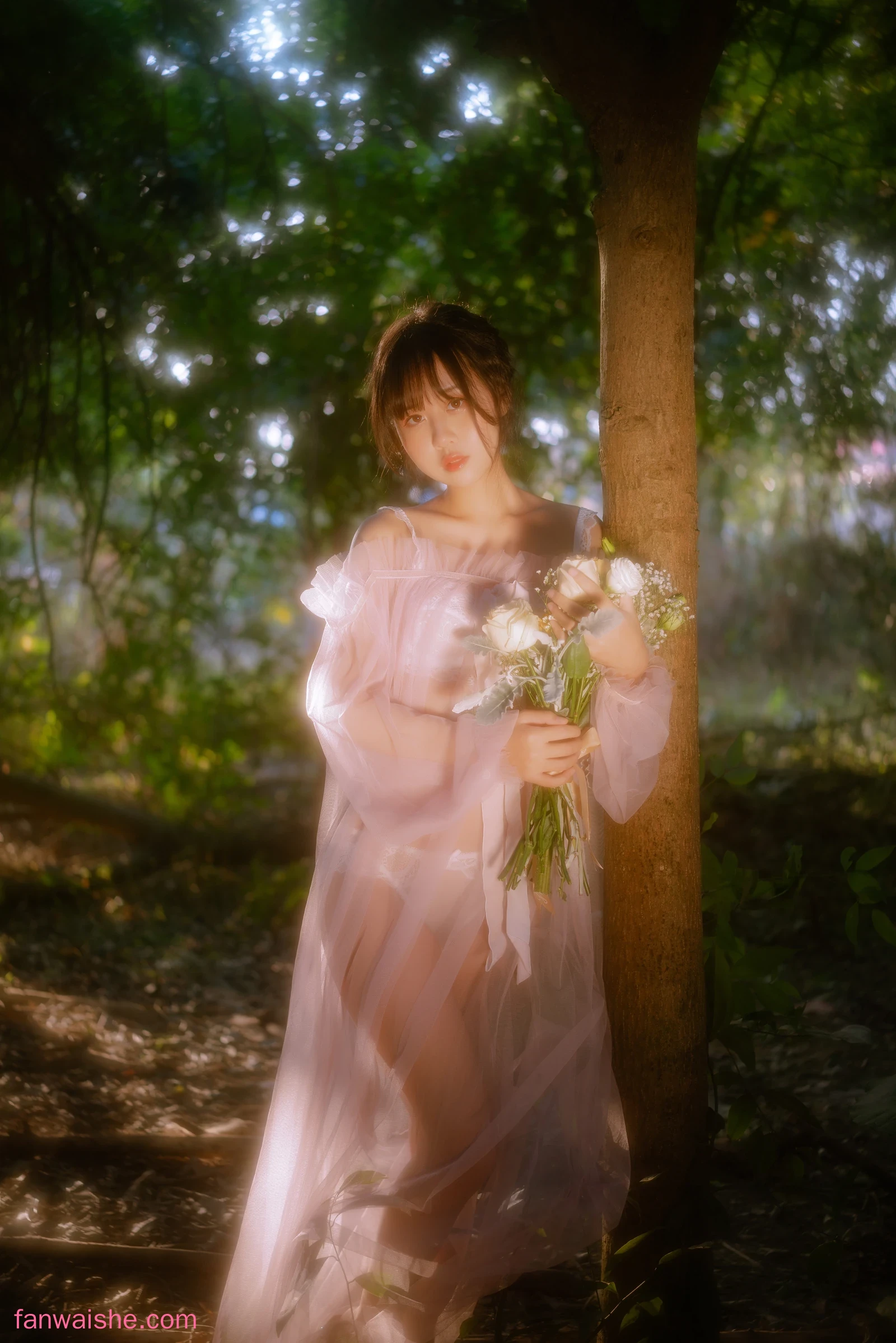 萌芽儿o0 萌芽儿o0 NO.026 - 林中少女