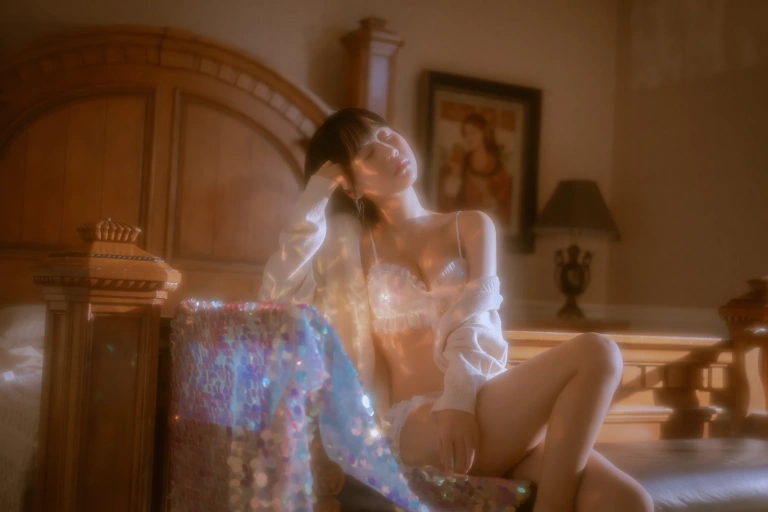 萌芽儿o0《人鱼姬》主题写真：21张全套美图