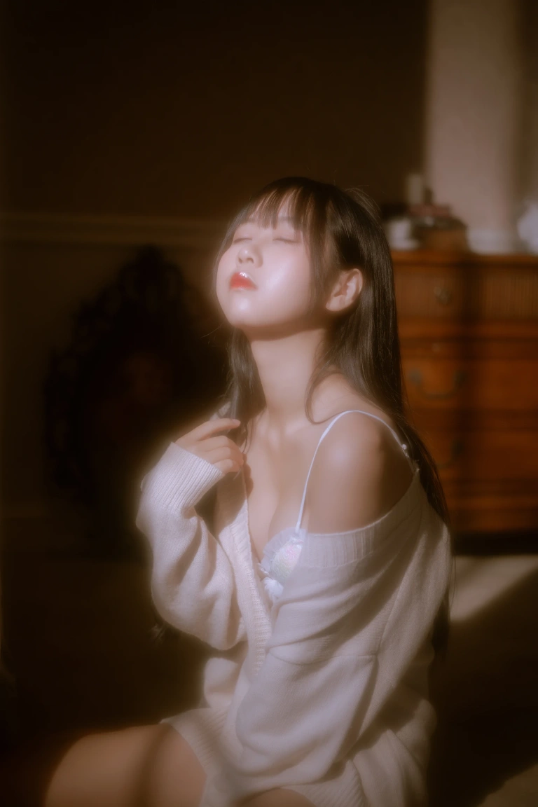 萌芽儿o0《人鱼姬》主题写真：21张全套美图