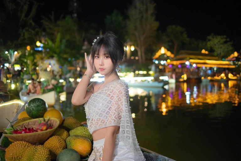 萌芽儿o0《西双版纳【傣服 银】》主题写真：17张全套美图
