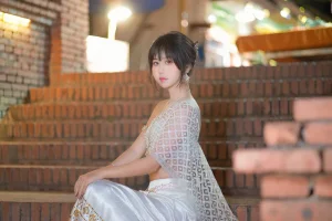 萌芽儿o0《西双版纳【傣服 银】》主题写真：17张全套美图