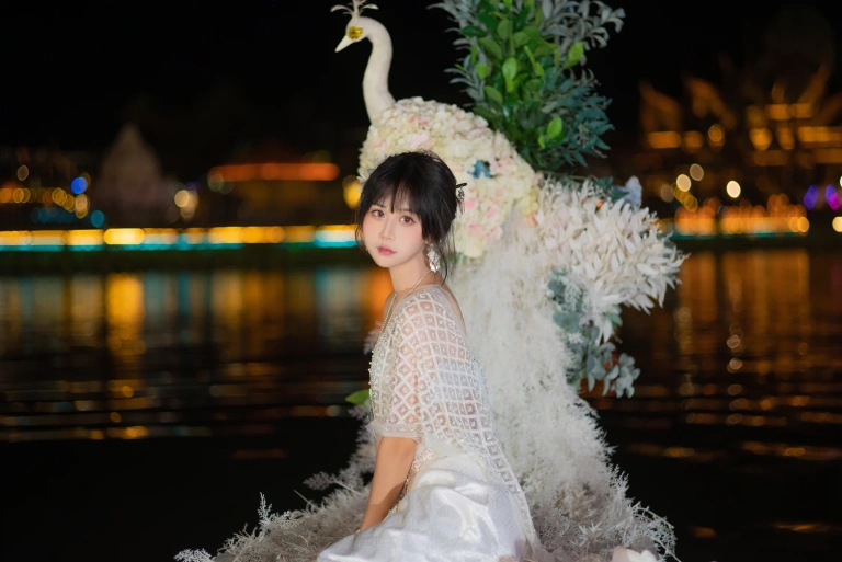 萌芽儿o0《西双版纳【傣服 银】》主题写真：17张全套美图