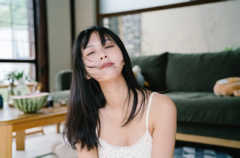 萌芽儿o0《夏天的尾巴》主题写真：45张全套美图