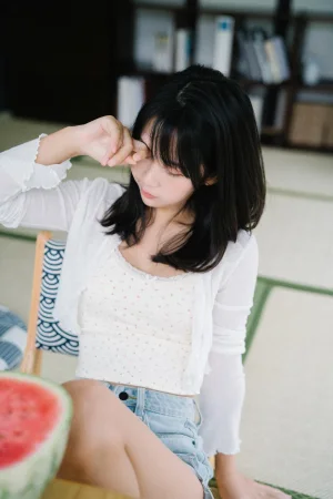 萌芽儿o0《夏天的尾巴》主题写真：45张全套美图