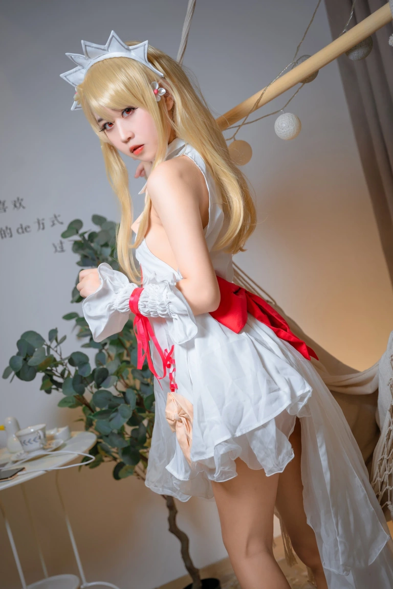 萌芽儿o0《伊莉雅天使》主题写真：19张全套美图