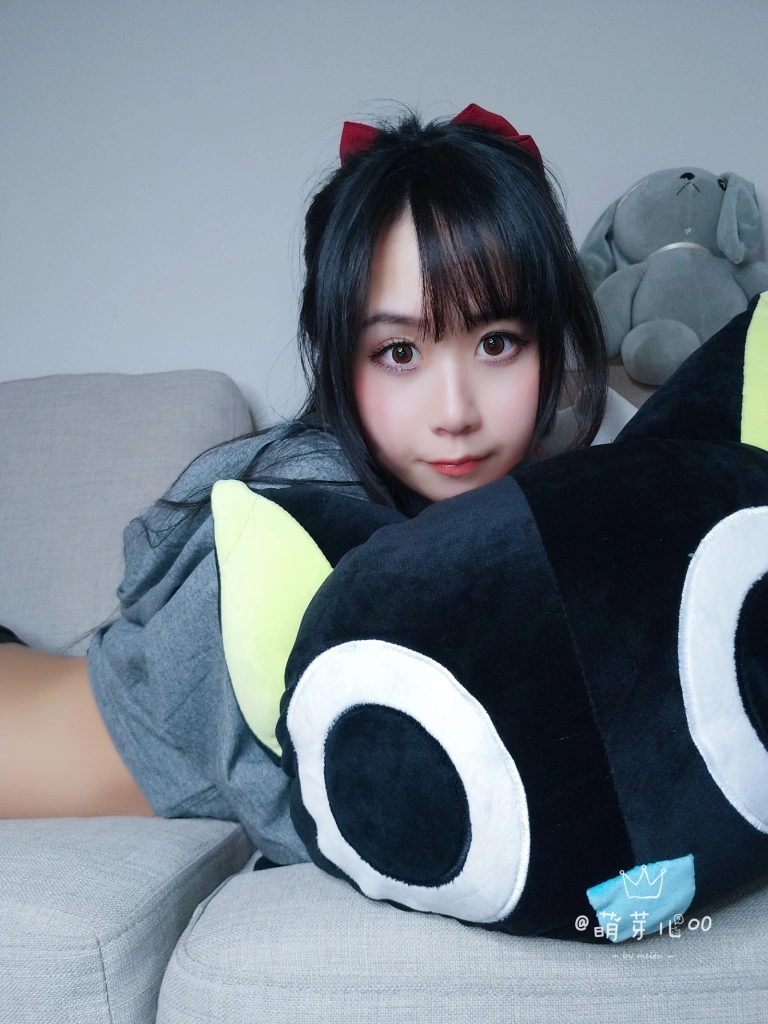 萌芽儿o0《比基尼ok绷》主题写真：41张全套美图