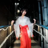 萌芽儿o0《透明巫女》主题写真：14张全套美图