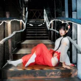 萌芽儿o0《透明巫女》主题写真：14张全套美图