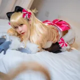 萌芽儿o0《伊利亚猫娘》主题写真：35张全套美图