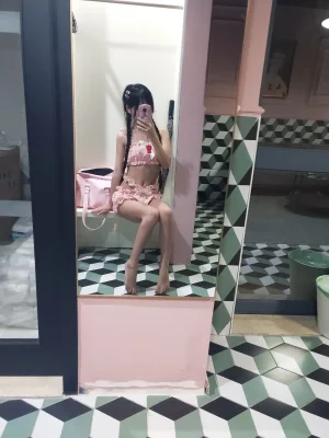 萌芽儿o0《南瓜睡衣》主题写真：26张全套美图