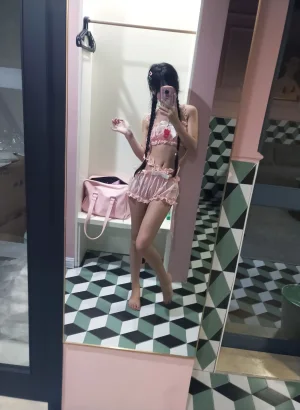 萌芽儿o0《南瓜睡衣》主题写真：26张全套美图