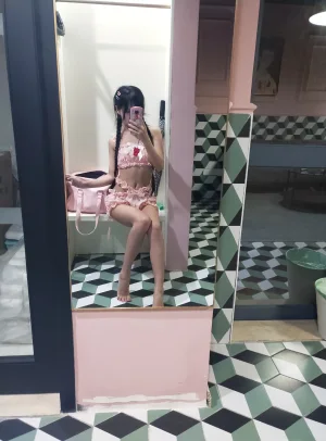 萌芽儿o0《南瓜睡衣》主题写真：26张全套美图