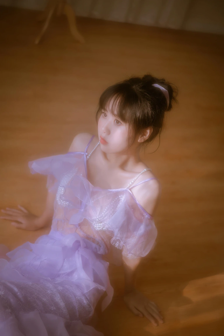 萌芽儿o0《左家娇女》主题写真：49张全套美图