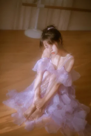 萌芽儿o0《左家娇女》主题写真：49张全套美图