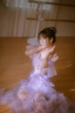 萌芽儿o0《左家娇女》主题写真：49张全套美图