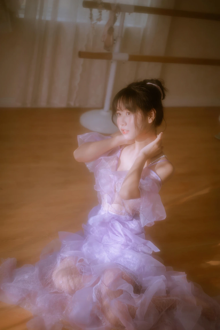 萌芽儿o0《左家娇女》主题写真：49张全套美图