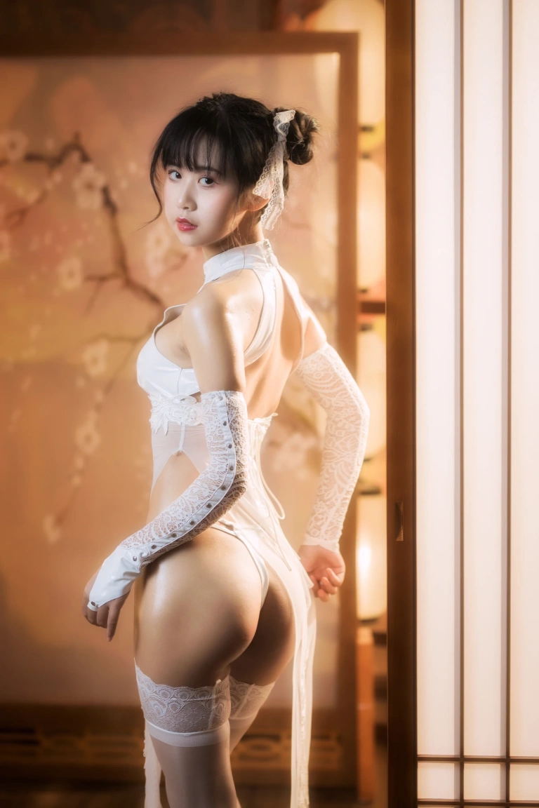 萌芽儿o0《靡烟》主题写真：30张全套美图