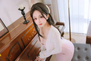 日奈娇(椎名莜)《钢琴老师》主题写真：215张全套美图，含5个视频