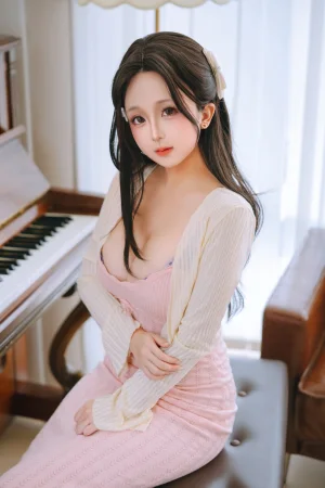 日奈娇(椎名莜)《钢琴老师》主题写真：215张全套美图，含5个视频