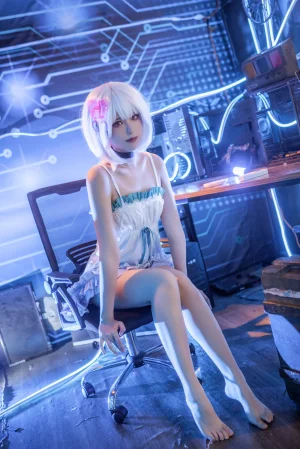 Quan冉有点饿《珀尔诺》主题写真：60张全套美图