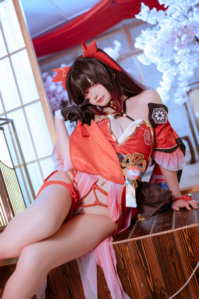 Quan冉有点饿《花火》主题写真：62张全套美图