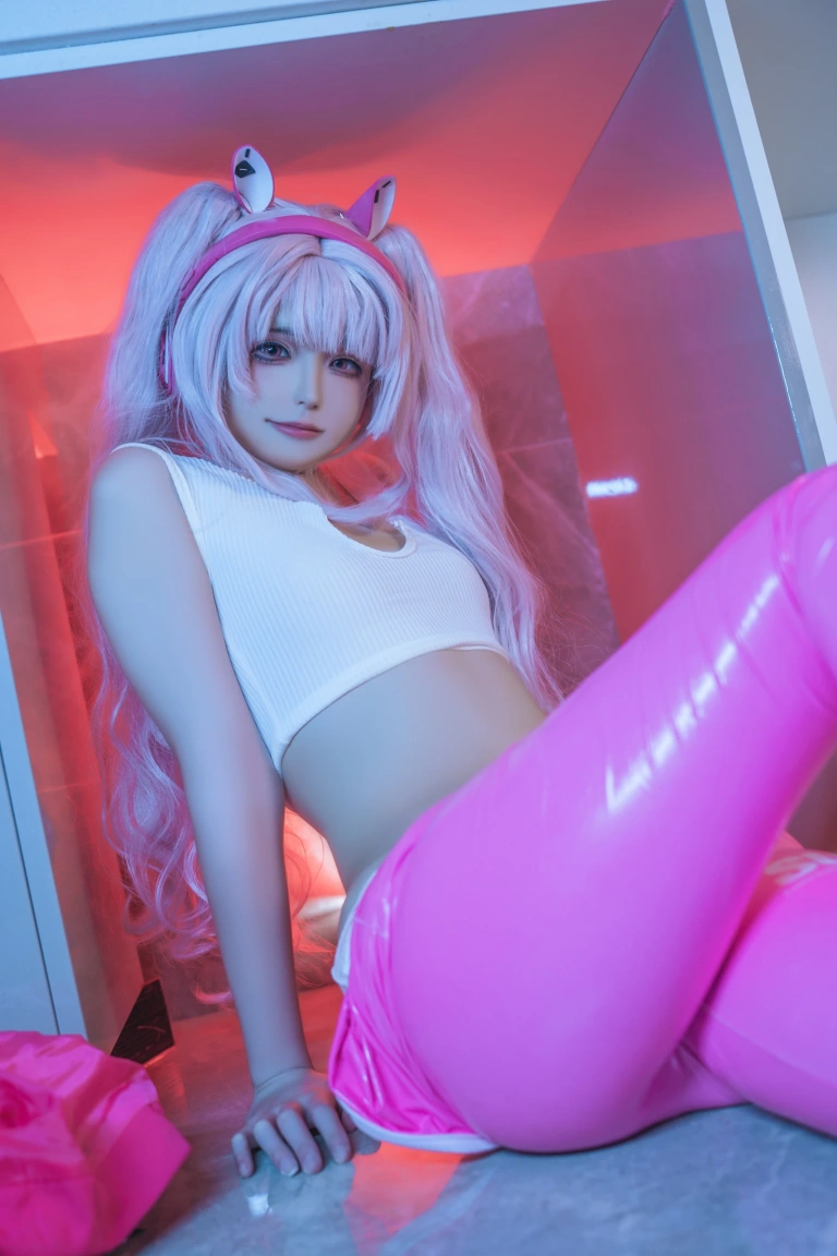 Quan冉有点饿《爱丽丝》主题写真：47张全套美图
