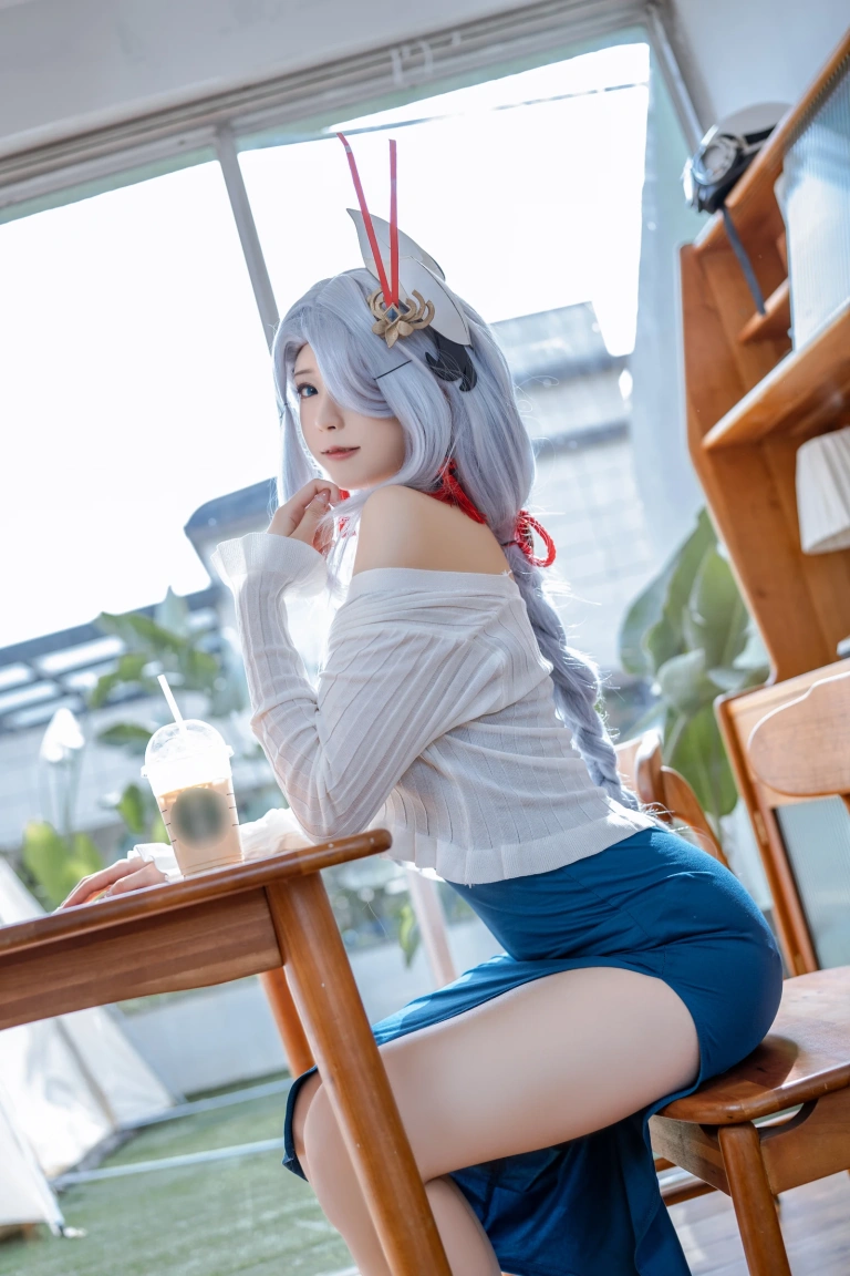 Quan冉有点饿《申鹤同人礼服》主题写真：54张全套美图