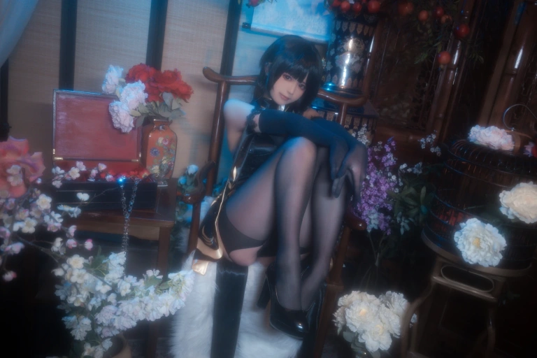 Quan冉有点饿《镇海旗袍》主题写真：44张全套美图