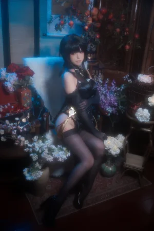 Quan冉有点饿《镇海旗袍》主题写真：44张全套美图