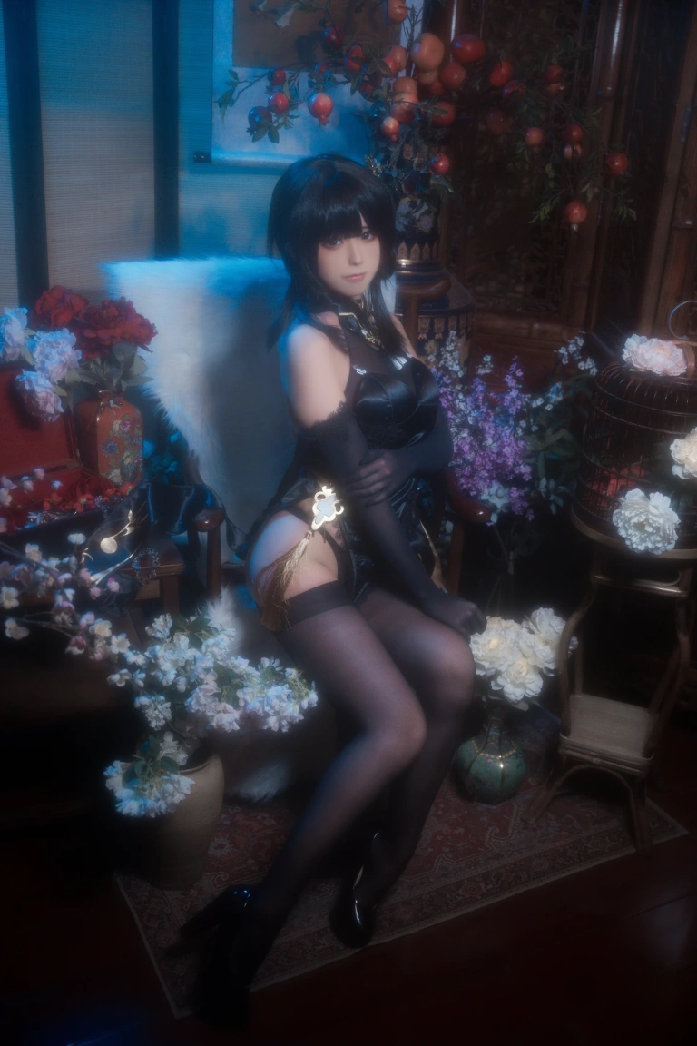 Quan冉有点饿《镇海旗袍》主题写真：44张全套美图