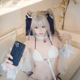 Quan冉有点饿《安克雷奇泳装》主题写真：47张全套美图