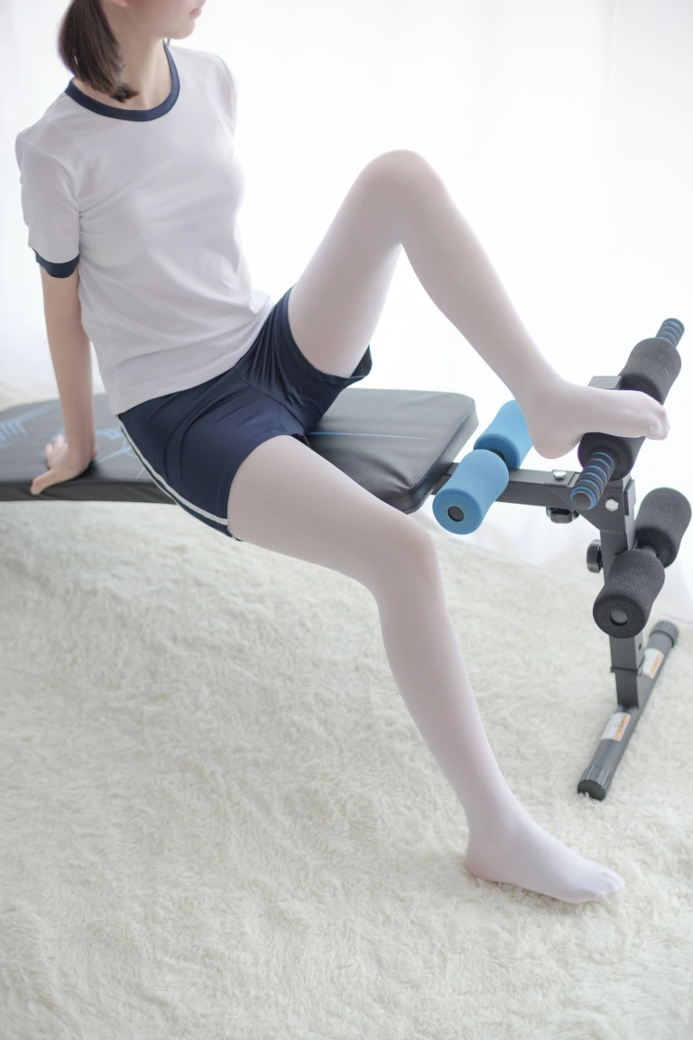 森萝财团《R15-013》主题写真：85张全套美图