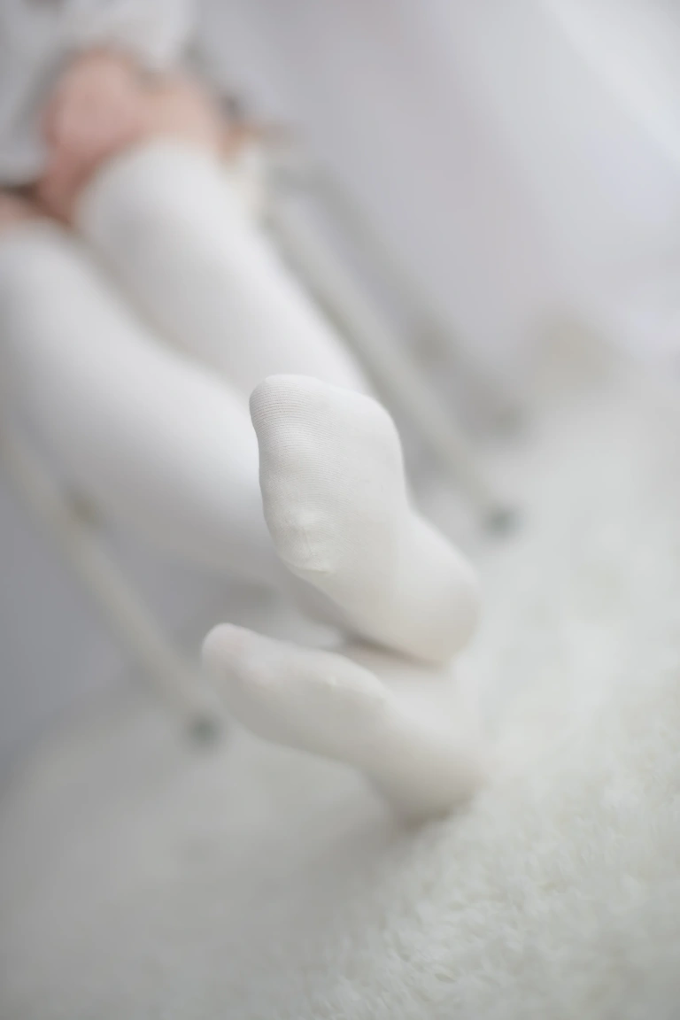 森萝财团《R15-016》主题写真：95张全套美图