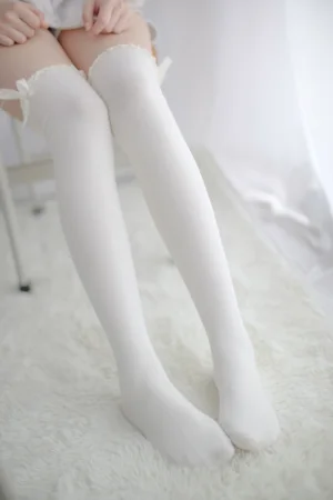 森萝财团《R15-016》主题写真：95张全套美图