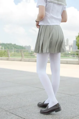 森萝财团《R15-026》主题写真：79张全套美图
