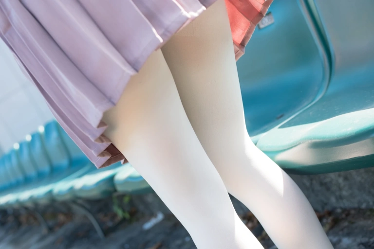 森萝财团《R15-030》主题写真：67张全套美图