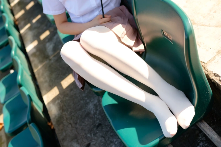 森萝财团《R15-030》主题写真：67张全套美图