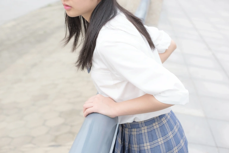森萝财团《R15-039》主题写真：88张全套美图