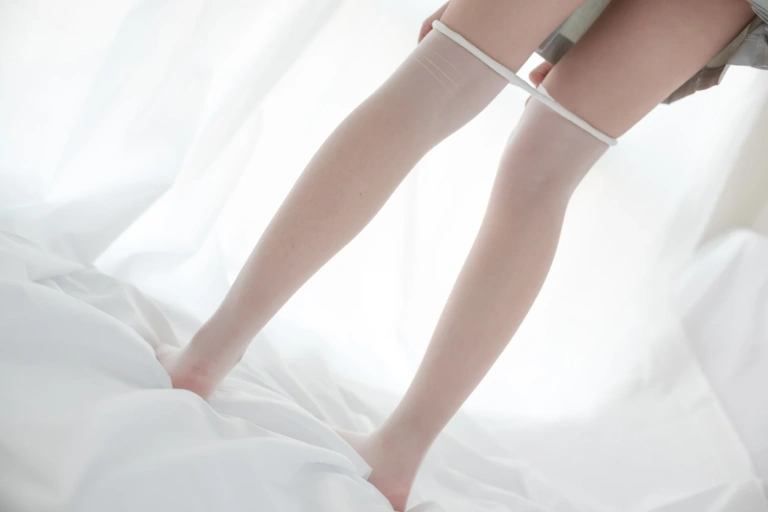 森萝财团《R15-046》主题写真：110张全套美图