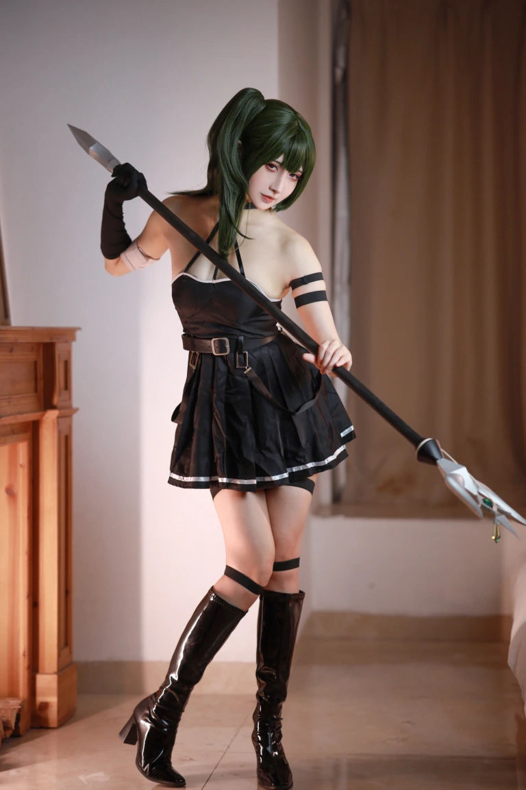 山崎怜Rei《葬送的芙莉莲 尤贝尔》主题写真：142张全套美图