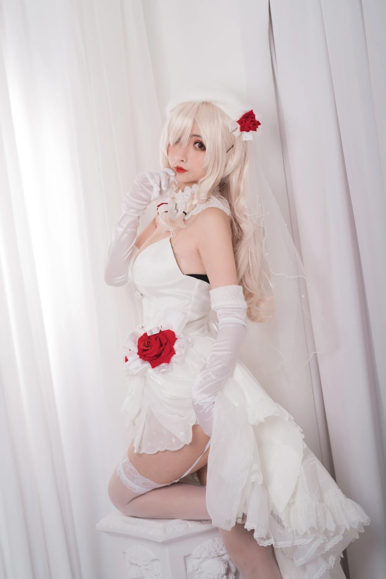 rioko凉凉子《G36c花嫁》主题写真：25张全套美图