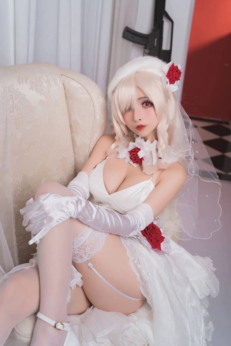 rioko凉凉子《G36c花嫁》主题写真：25张全套美图