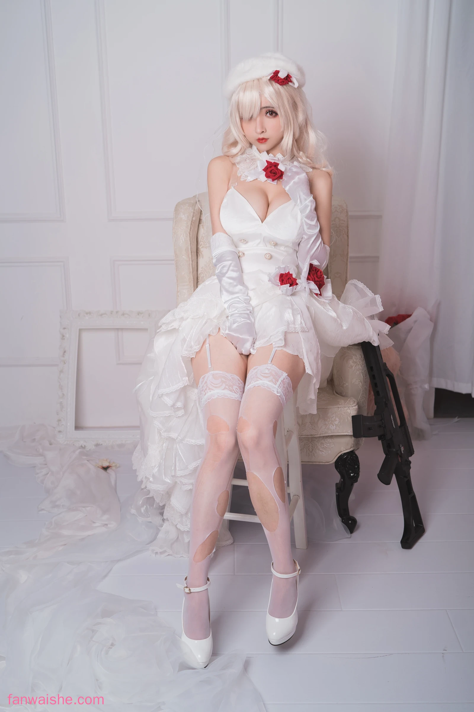 rioko凉凉子 rioko凉凉子 NO.001 - G36c花嫁