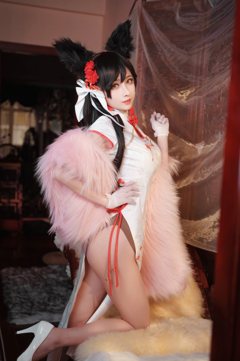 rioko凉凉子《爱宕旗袍》主题写真：20张全套美图