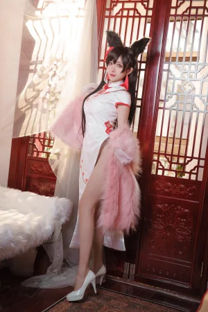rioko凉凉子《爱宕旗袍》主题写真：20张全套美图
