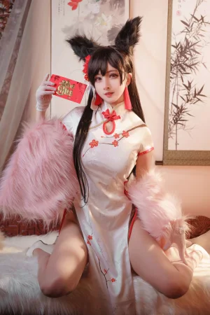 rioko凉凉子《爱宕旗袍》主题写真：20张全套美图