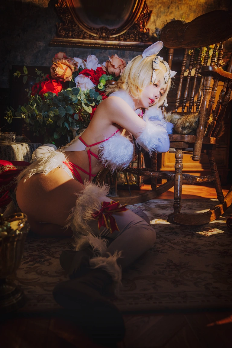 rioko凉凉子《白贞》主题写真：16张全套美图