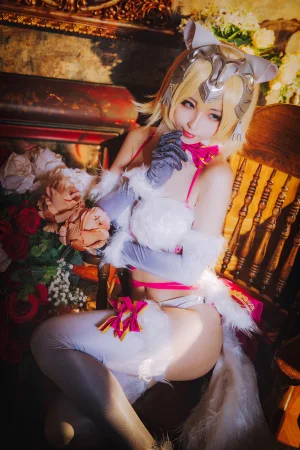 rioko凉凉子《白贞》主题写真：16张全套美图